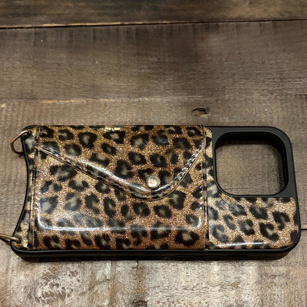 Bandolier Gia Gold Leopard Case - iPhone 13 Pro - Picture 4 of 9
